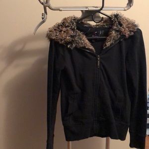 Sweatshirt with faux fur hoodie